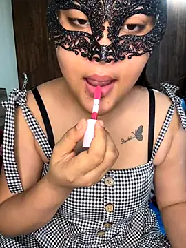 DivyaSharma999 online show from November 29, 2025, 2:12 am