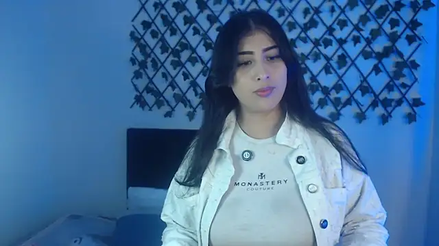 dulcinea77gp online show from February 20, 2026, 3:25 am