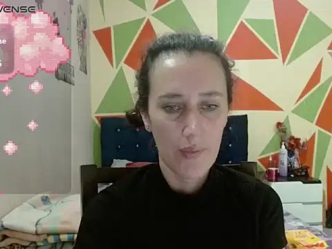 Snapshot of CASSANDRA_BROWN chatting on December 19, 2025, 7:16 pm CASSANDRA BROWN online show from December 19, 2025, 7:16 pm