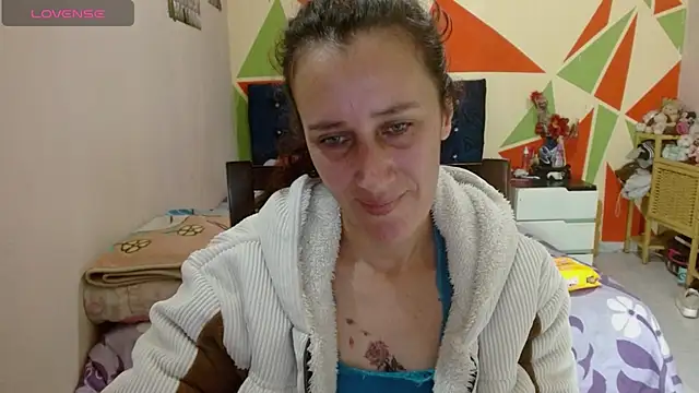 Snapshot of CASSANDRA_BROWN chatting on December 16, 2025, 7:29 pm CASSANDRA BROWN online show from December 16, 2025, 7:29 pm