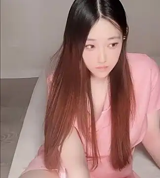 clara-cc online show from February 6, 2026, 2:24 pm