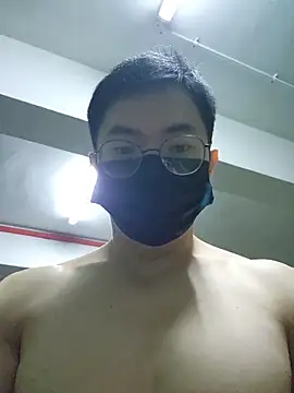 Snapshot of Valerious180 chatting on February 13, 2026, 5:24 pm Valerious180 online show from February 13, 2026, 5:24 pm