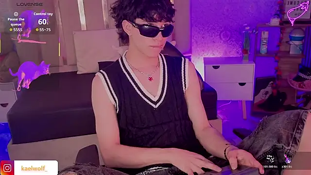 kaelwolf tay online show from March 6, 2026, 7:20 pm