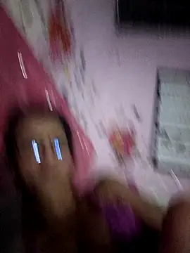 DaslyTsRoze online show from December 22, 2025, 7:52 am