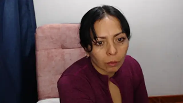 Paolahotty online show from January 7, 2026, 3:17 pm