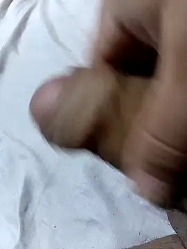 Juninrolao online show from April 24, 2026, 3:08 am