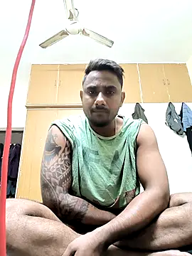 aryaaap online show from November 30, 2025, 7:58 pm