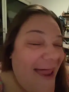 Tasmine online show from November 26, 2025, 1:44 pm