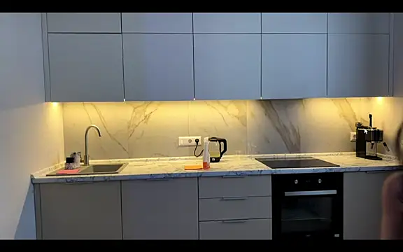 stellaqt online show from November 25, 2025, 7:52 am