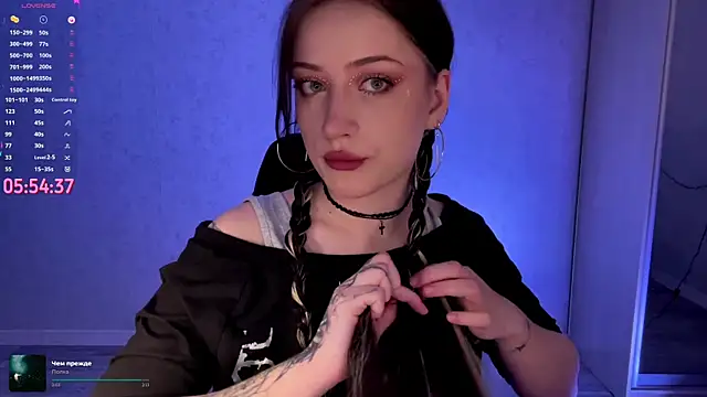 Meowluly online show from April 16, 2026, 9:37 pm