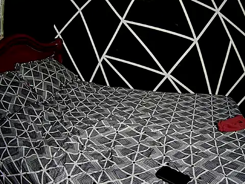 HouseOfHeat online show from November 27, 2025, 9:59 pm