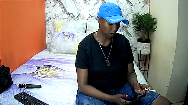 Snapshot of SexyCurves9 chatting on May 3, 2026, 4:32 pm SexyCurves9 online show from May 3, 2026, 4:32 pm