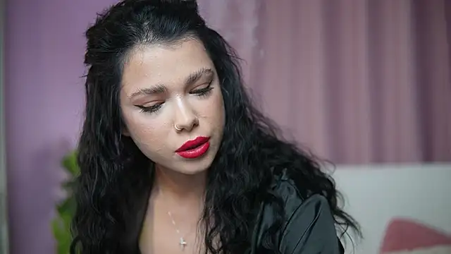 IsabelAmber online show from November 28, 2025, 7:47 pm