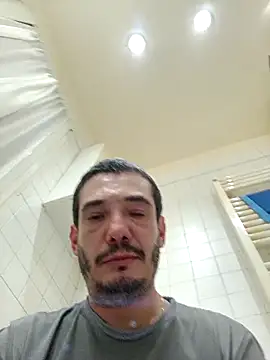 Mamps8 online show from December 14, 2025, 4:29 am