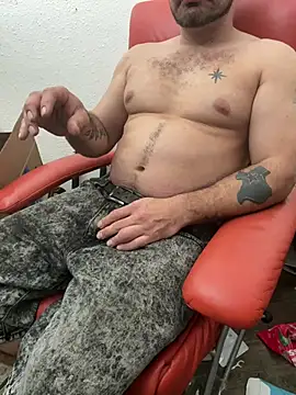 2addictivelyhorny online show from February 14, 2026, 11:27 pm