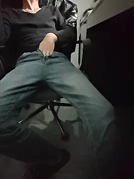 micai fengbei online show from December 22, 2025, 1:50 am