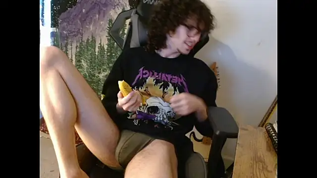 JustStonie online show from December 1, 2025, 1:12 pm