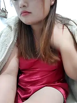 mai-mai-97 online show from May 9, 2026, 3:37 pm