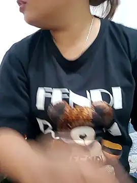 mai-mai-97 online show from January 11, 2026, 6:09 am