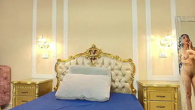 HallieStone online show from February 19, 2026, 1:19 pm