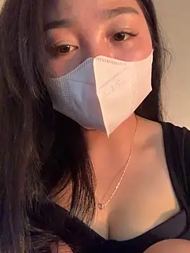 Snapshot of lana-kan chatting on February 8, 2026, 1:53 pm lana-kan online show from February 8, 2026, 1:53 pm