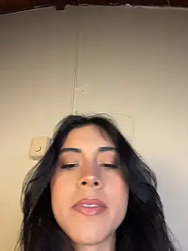 Miia moonn online show from April 18, 2026, 1:08 am