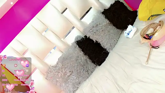 Sammy Rouss  online show from December 17, 2025, 4:06 am