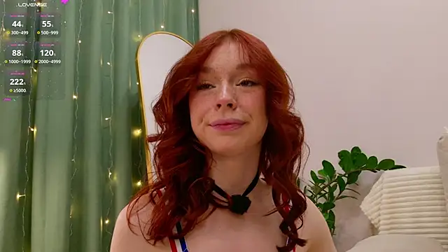 Snapshot of eva_aria chatting on December 13, 2025, 8:04 pm eva aria online show from December 13, 2025, 8:04 pm