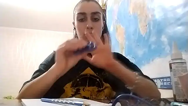 LexusLady online show from November 25, 2025, 6:41 pm