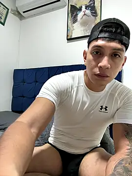 OliverWest04 online show from December 14, 2025, 8:03 pm