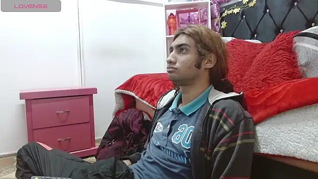 andresdark 07 online show from January 6, 2026, 2:59 am