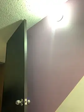 Yuliks  online show from November 27, 2025, 6:08 pm