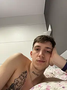 Snapshot of Rabizoon chatting on February 17, 2026, 11:46 pm Rabizoon online show from February 17, 2026, 11:46 pm