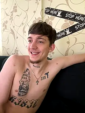 Snapshot of Rabizoon chatting on December 17, 2025, 7:13 am Rabizoon online show from December 17, 2025, 7:13 am