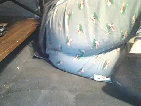 xxxenzo1 online show from March 11, 2026, 3:28 pm