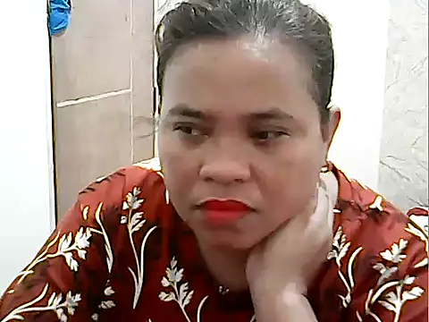 cutechubby online show from November 30, 2025, 12:55 am