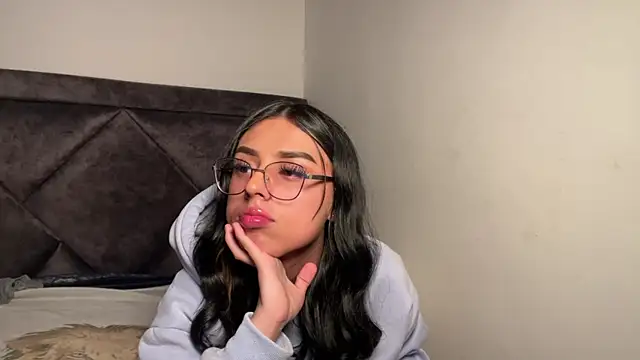 Snapshot of Nathalie_spencer2 chatting on January 12, 2026, 3:35 am Nathalie spencer2 online show from January 12, 2026, 3:35 am