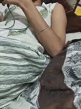 Snapshot of anjli_22 chatting on July 10, 2026, 10:04 am anjli 22 online show from July 10, 2026, 10:04 am