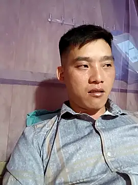 sanu551 online show from April 3, 2026, 3:07 pm