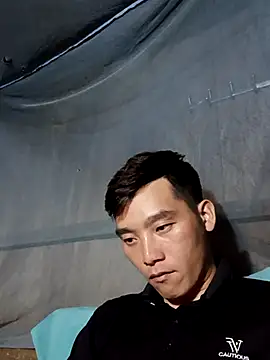 sanu551 online show from March 12, 2026, 1:04 pm