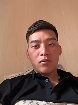 sanu551 online show from December 15, 2025, 3:23 am