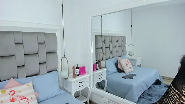 gaby smit   online show from March 25, 2026, 12:15 pm