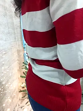 Juliekhan 98 online show from January 6, 2026, 6:17 am