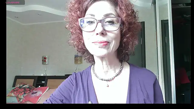 Kelly Flurr online show from June 26, 2026, 11:27 am