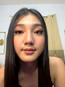 yourasianbbygirl online show from November 27, 2025, 5:08 am