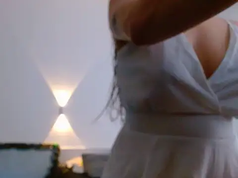 seductrixee online show from December 19, 2025, 1:09 am