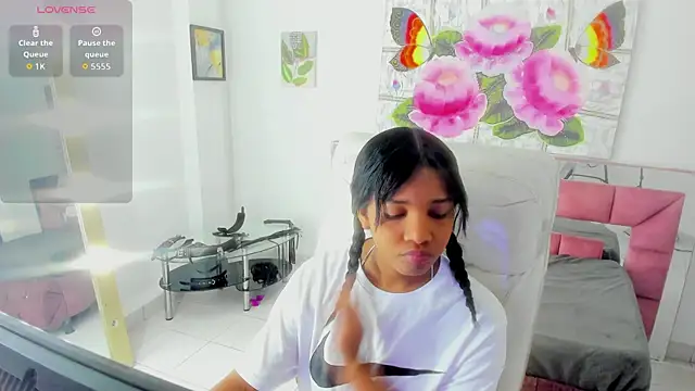 miiyaako ds online show from December 1, 2025, 9:48 pm