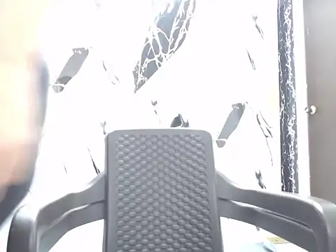 simonm667 online show from April 5, 2026, 8:15 pm