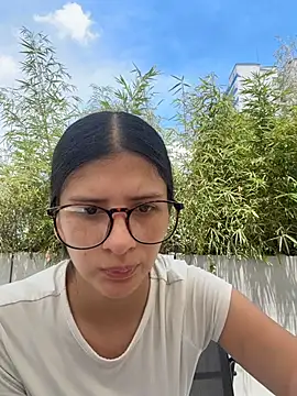 Snapshot of ZafiraNavarro chatting on May 10, 2026, 5:04 pm ZafiraNavarro online show from May 10, 2026, 5:04 pm