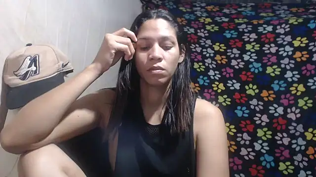 Snapshot of ELIZABET2- chatting on February 9, 2026, 11:36 pm ELIZABET2- online show from February 9, 2026, 11:36 pm